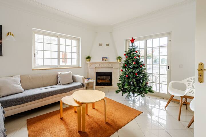 Cascais swiming pool Alvide guest house gallery image 2