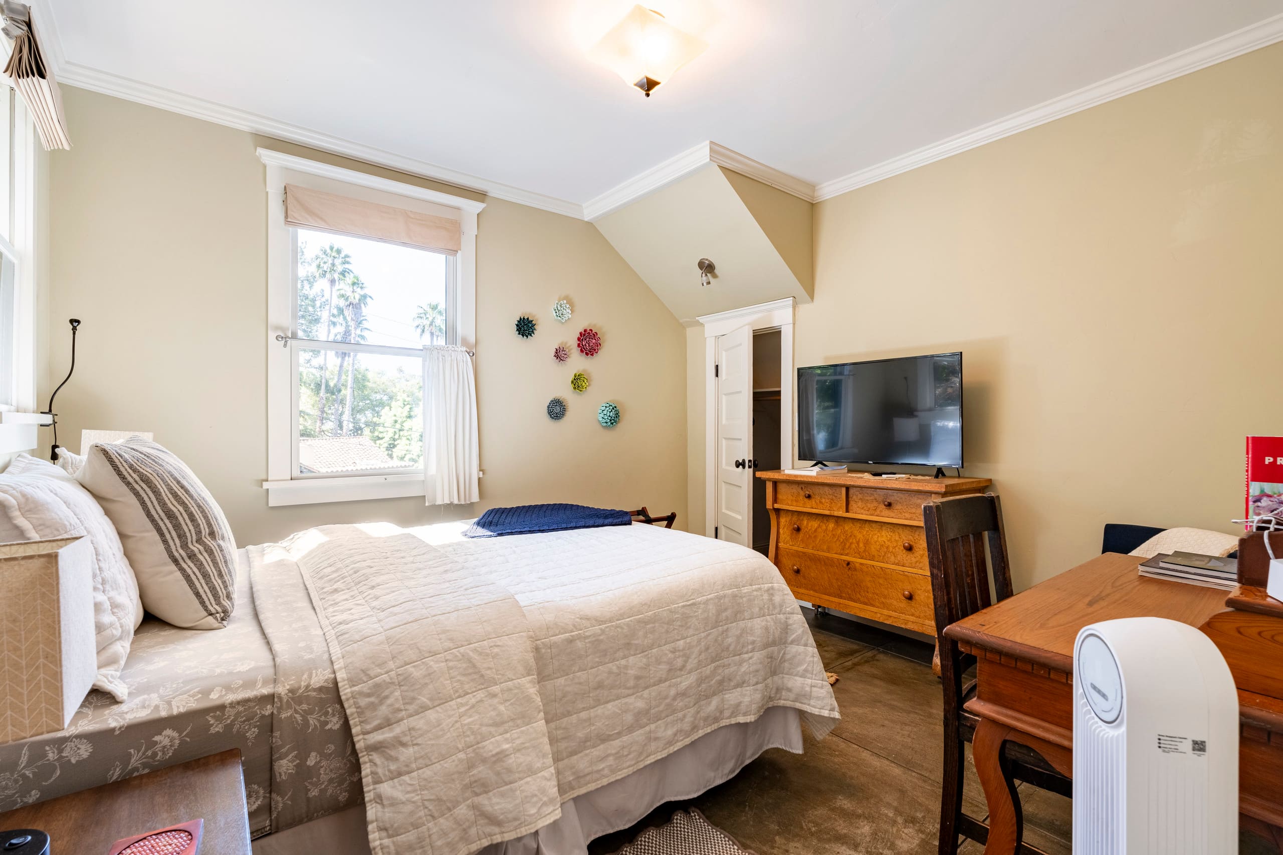 Lovely 1/bed garden Apt with View - Photo 14