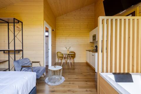 AlgarCarnota3 Cabin with a hot tub
