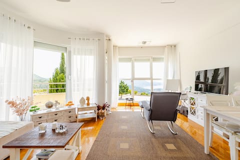 Stunning View Apartment near Dubrovnik