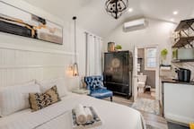 Cozy and private mini studio. rental in Miami