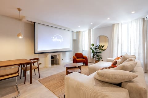 Design flat & cinema screen • 2 BR •Near Croisette