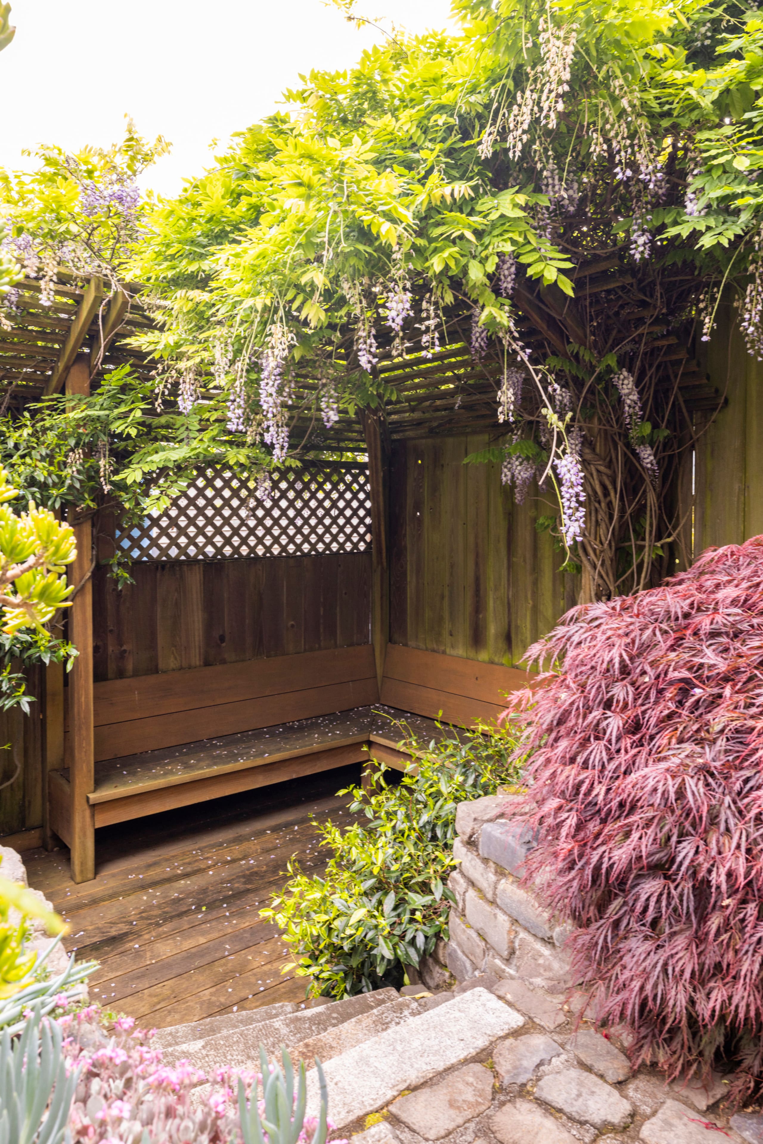Hilltop studio w/t panoramic view, garden, parking - Image 24