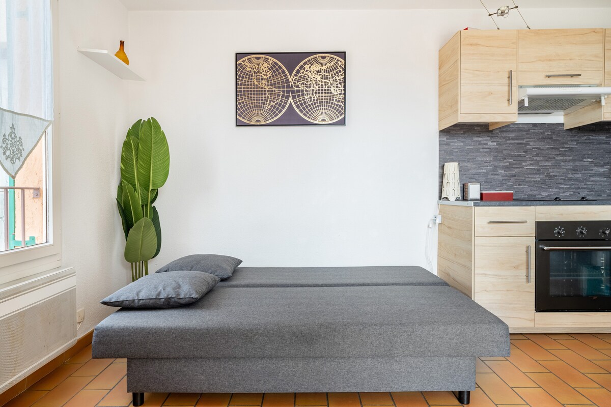 Ambienti i dhomës së gjumit