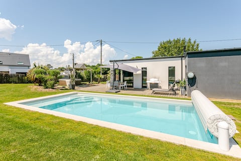 Villa with Pool and Spa 5 minutes from the beaches
