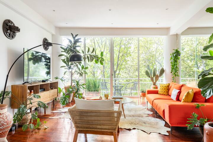 Vibrant Mexican full of charm in heart of Polanco gallery image 2