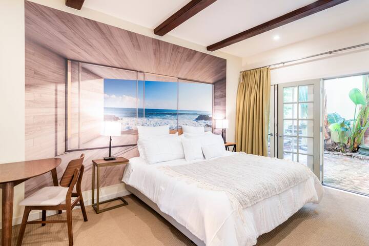 4B/4B Home: Ocean View, Sleeps 10, BBQ Grill gallery image 3