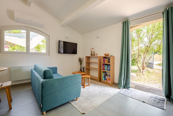 Joli Studio Lumineux - ibis Styles Pertuis Portes du Luberon