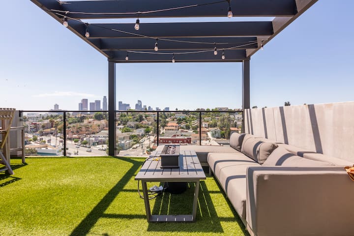 Modern House w Unbeatable Views by Dodger Stadium