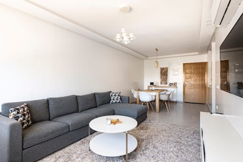 Stunning 2 bedrooms apartment