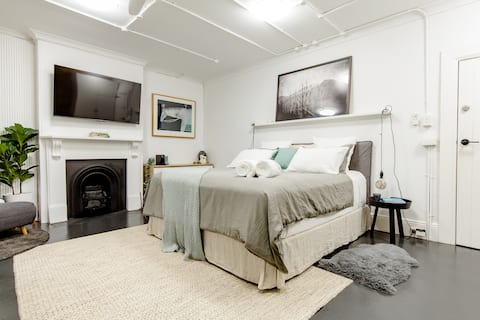 Surry Hills Local Retreat