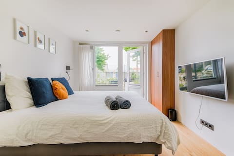 Stay in style: chic studio heart of Eindhoven