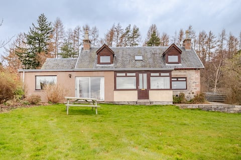 Stunning Farmhouse Dunmore House Beauly Inverness