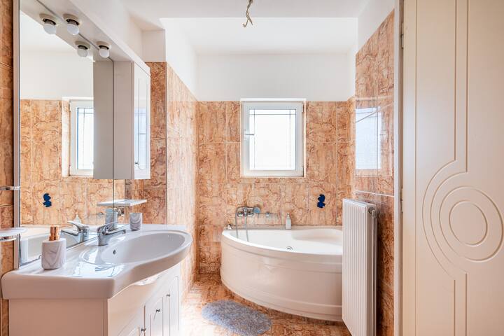 Βίλα Wonderful στα Χανιά με Προσωπική Πισίνα & Θέα gallery image 3