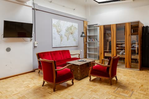#9L Großvaters’ workshop 80m² loft, infrared sauna