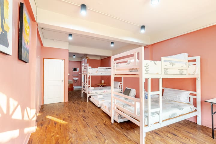 7BR 8 BA 26pax,nearGrand Palace &Khaosan Rd &malls gallery image 4