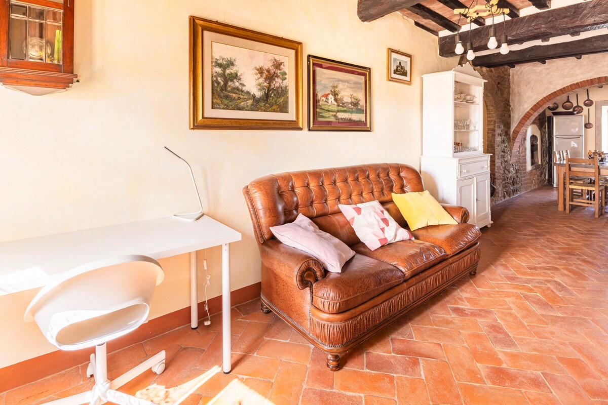 Top Airbnb: [Little Escape] 4 Beds + Private Panoramic Pool in Bucine