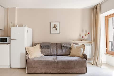 Top Airbnb: Elegance & design steps from the historic center in Verona