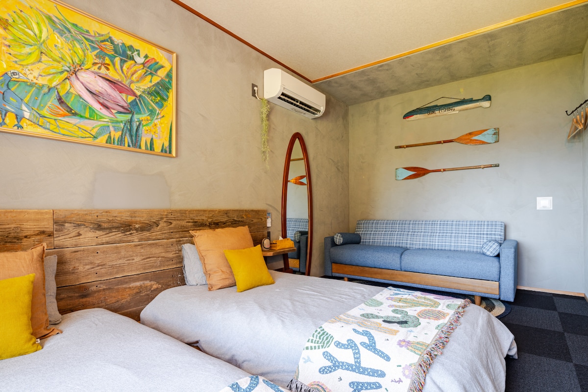 Private Seaside Cottage | Sauna, Jacuzzi, and BBQ - Houses for
