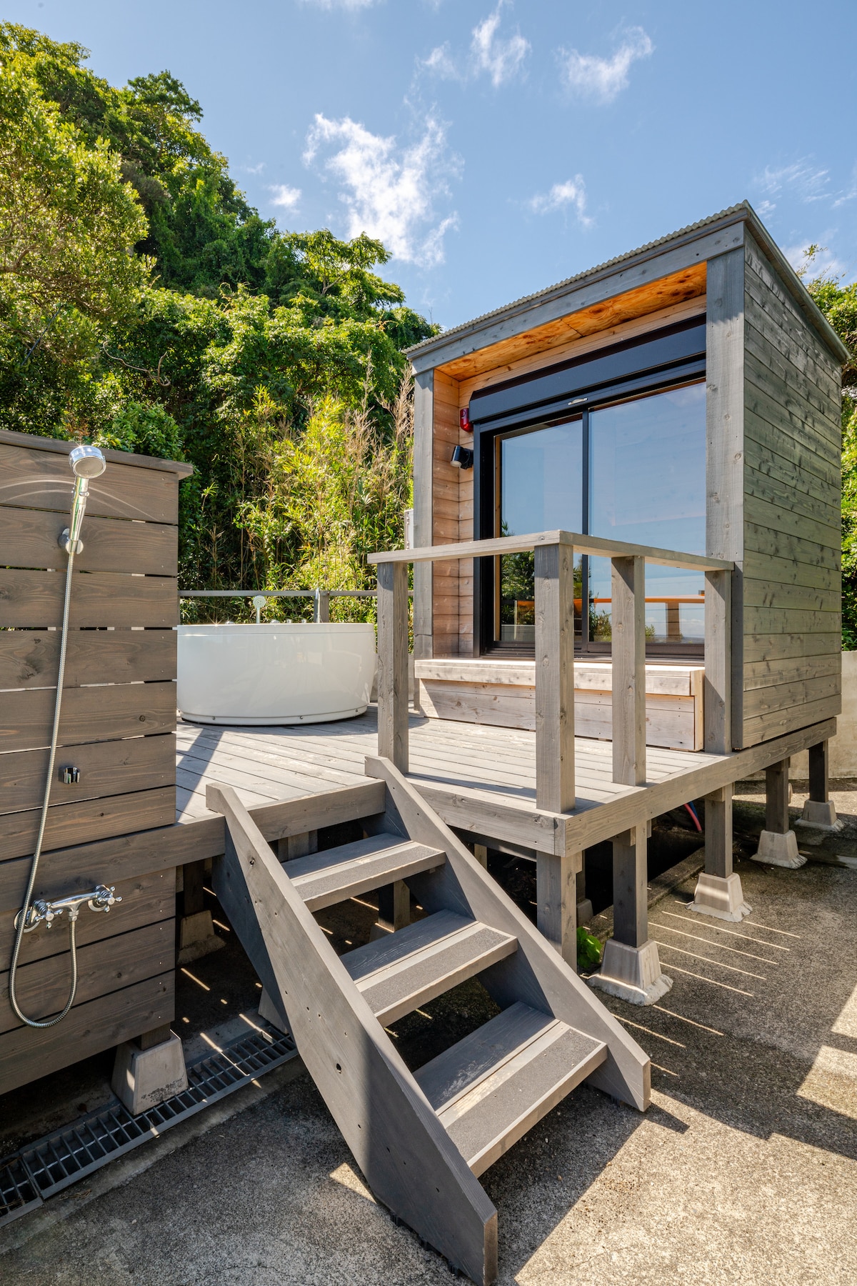Private Seaside Cottage | Sauna, Jacuzzi, and BBQ - Houses for