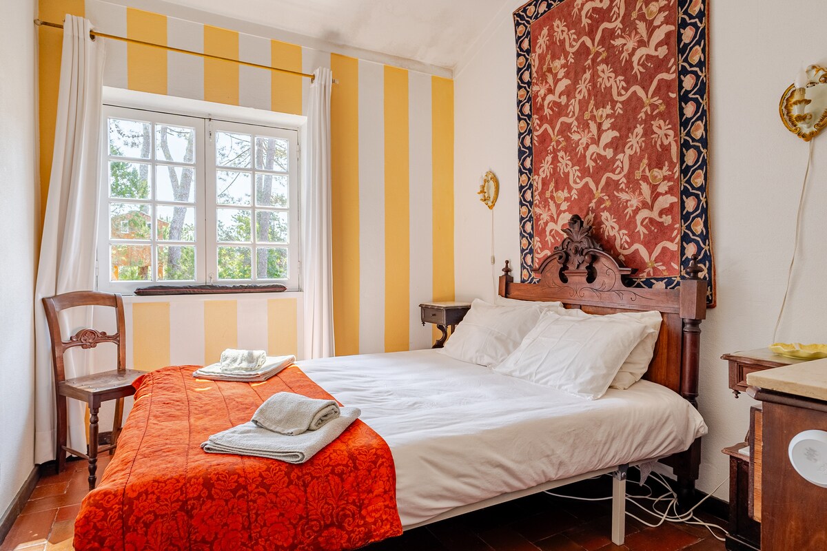 سرير مزدوج.