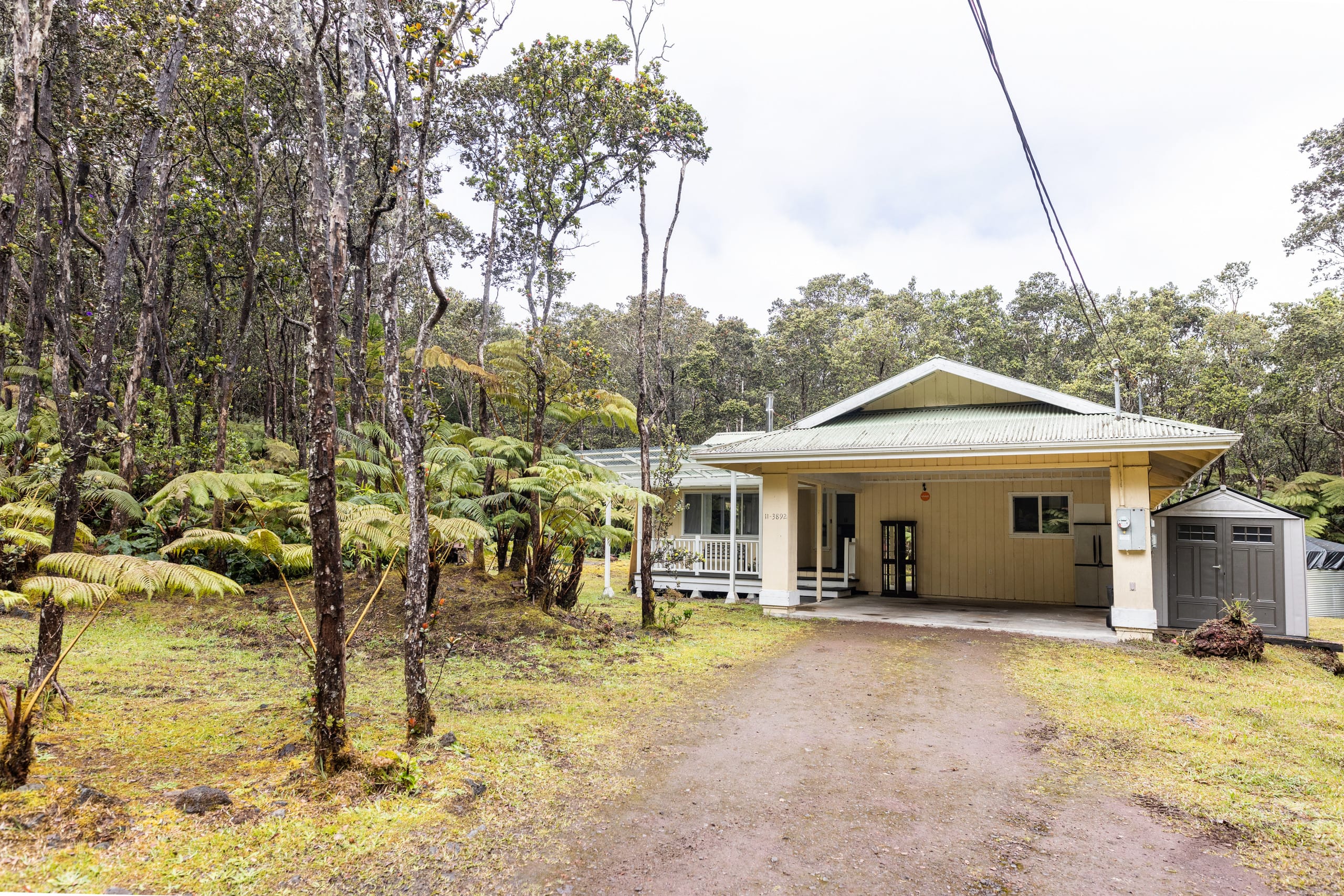 Home in Volcano · ★4.8 · 3 bedrooms · 3 beds · 2 private baths - Image 13