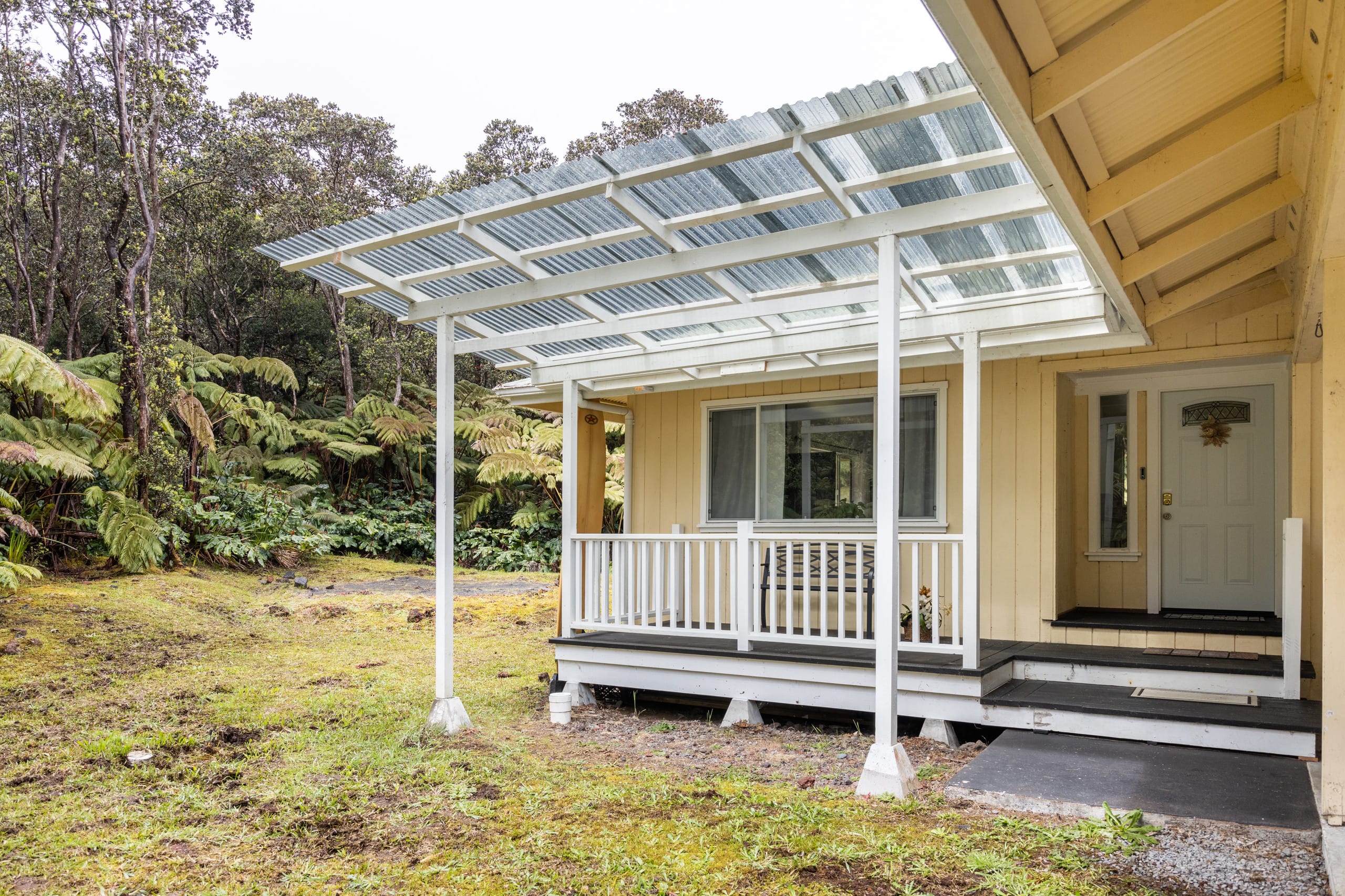Home in Volcano · ★4.8 · 3 bedrooms · 3 beds · 2 private baths - Image 7