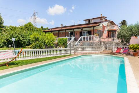 panoramic villa-large pool