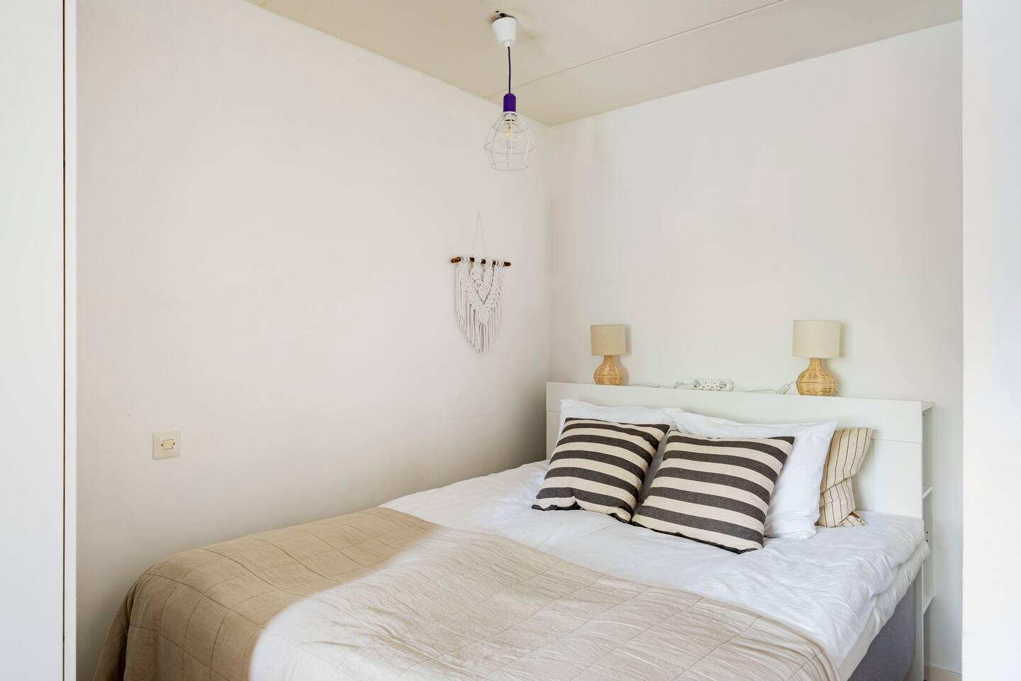 Cozy Downtown Apartment; Private Sauna And Terrace 4