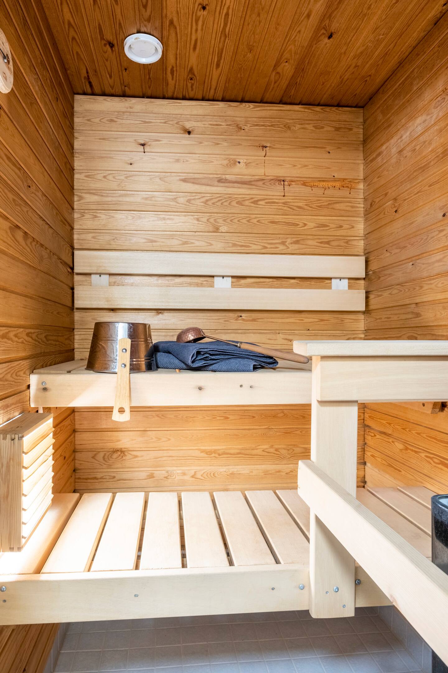 Cozy Downtown Apartment; Private Sauna And Terrace 5