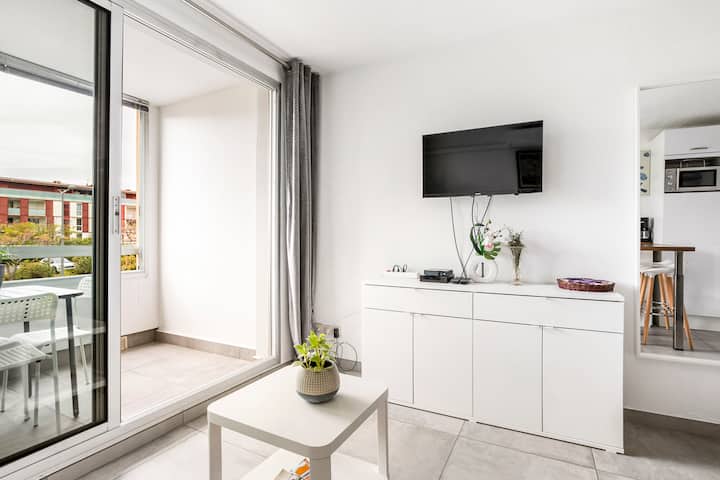 მისაღები ოთახი