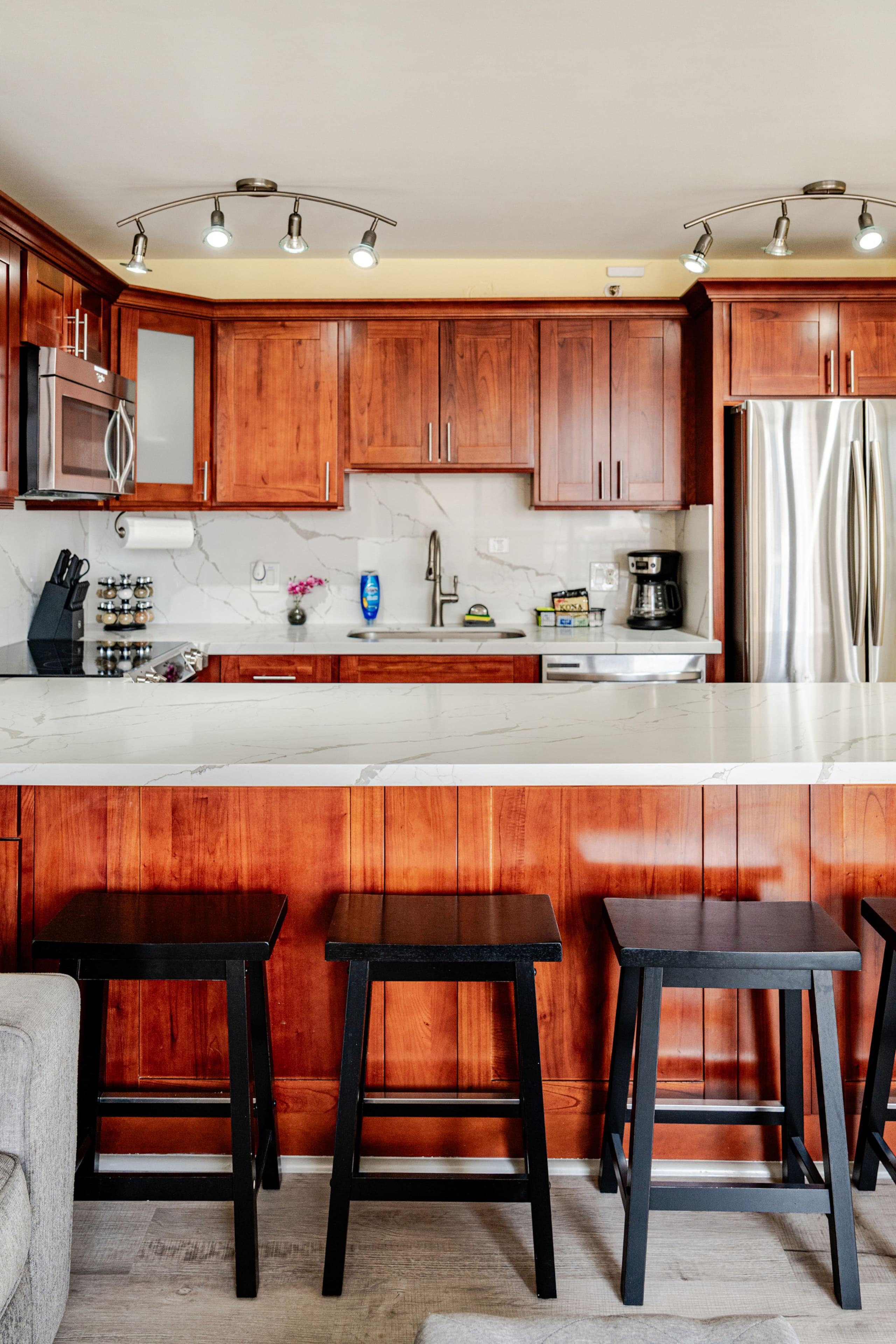 Condo in Honolulu · ★4.9 · 1 bedroom · 3 beds · 1 private bath - Image 14