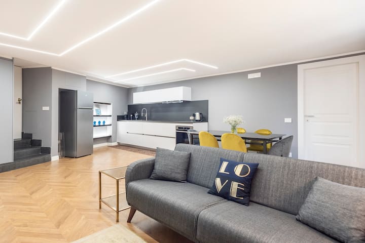 Dimora Scura centro storico Napoli