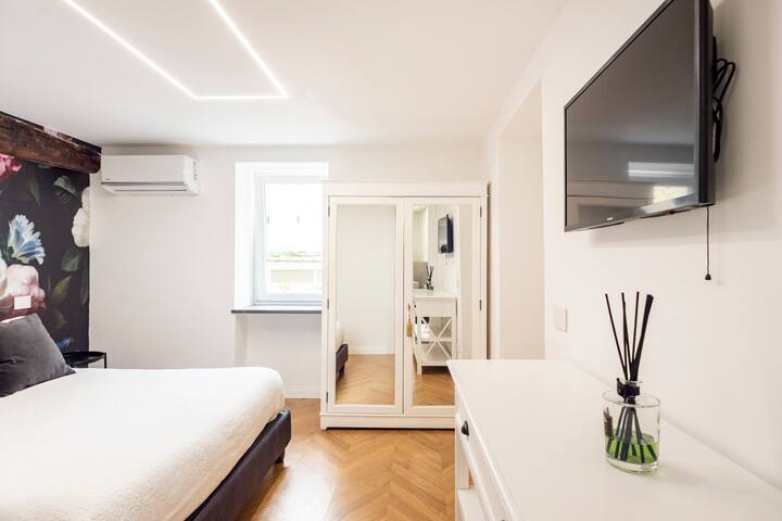 Dimora Scura centro storico Napoli gallery image 3