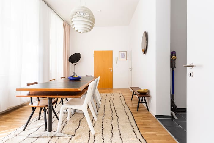 W/apart Hip Garden Space Mitte gallery image 3