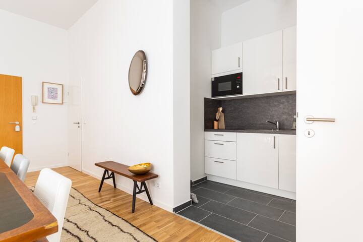 W/apart Hip Garden Space Mitte gallery image 4