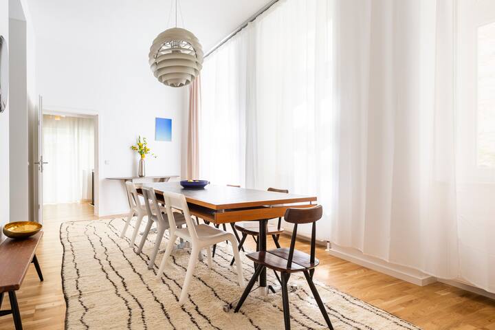 W/apart Hip Garden Space Mitte gallery image 2