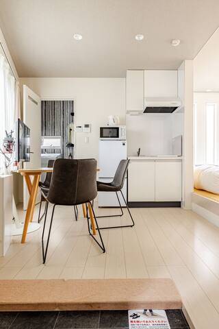 Shibuya 1 Stop! Comfy Apt 2BD /2BA. Up to 6 PPL. gallery image 5