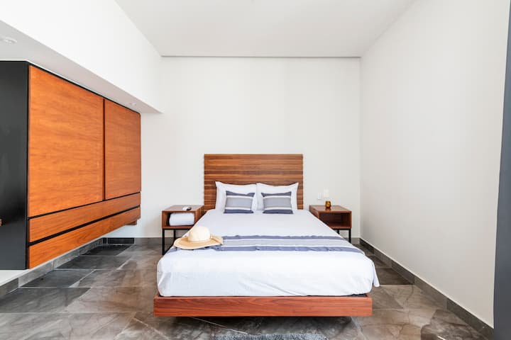 საძინებელი 1