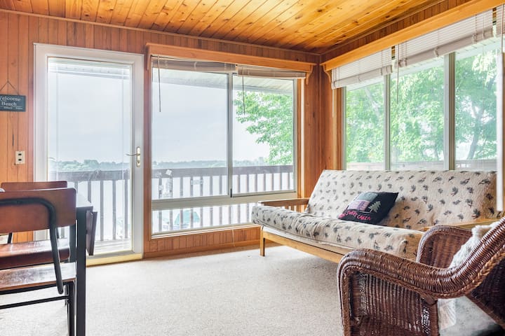 Lovely Lake Home on Maple Lake