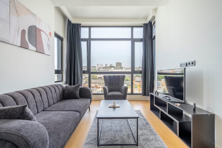 Chic Istanbul Apt With Balcony - Estambul