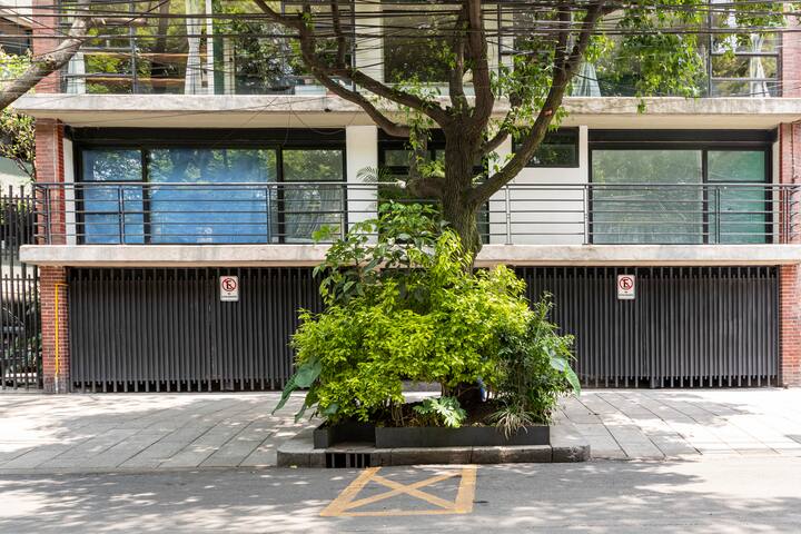 Boho apartment in Parque Mexico! gallery image 3