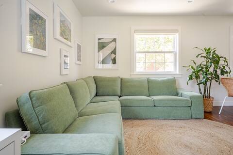 Hidden Gem Studio in Pittsburg