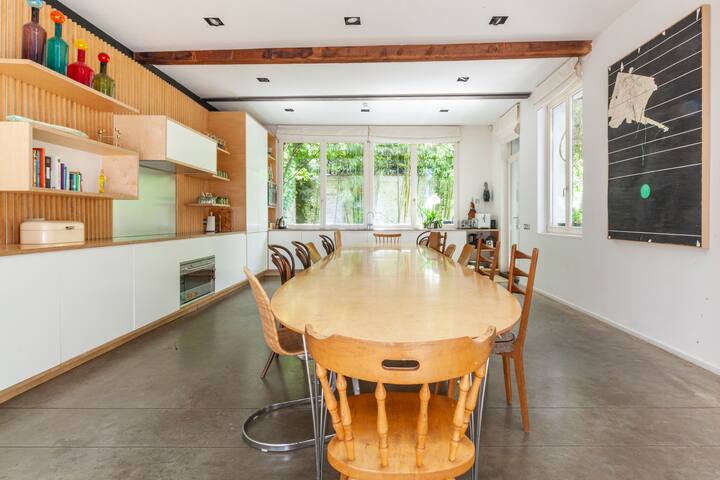 Exceptionnelle maison de 450 m2 avec jardin gallery image 3