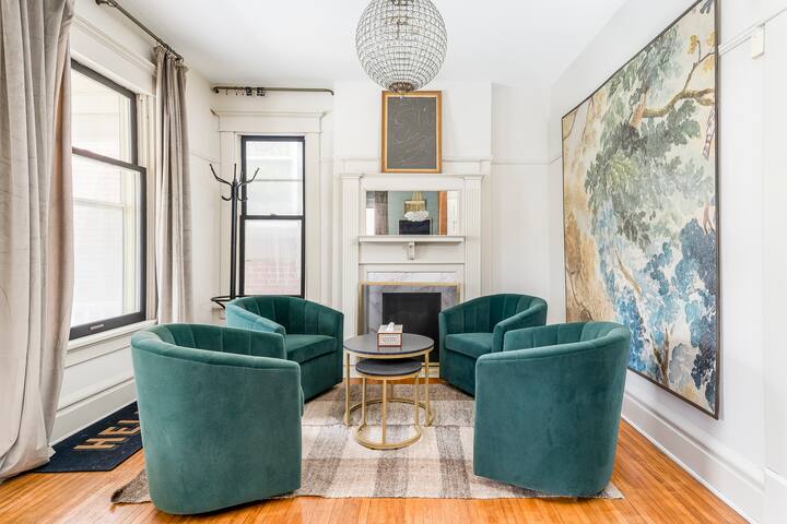 Short North just off High | OSU |The Century House gallery image 3