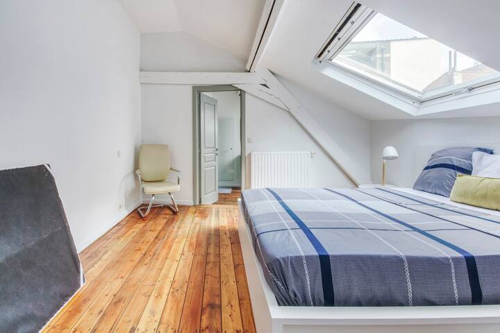 NEW: Magnifique duplex 8 pers de 180m, patio 30m2 gallery image 2