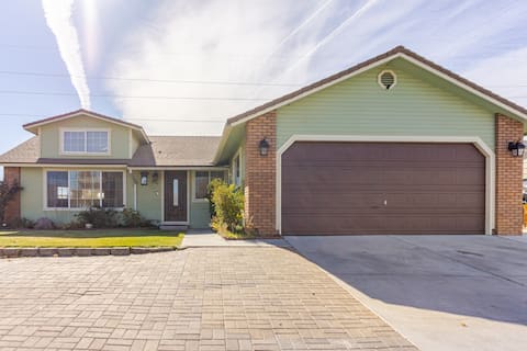 Beautiful view mountains house, 4bedrooms, 2bath