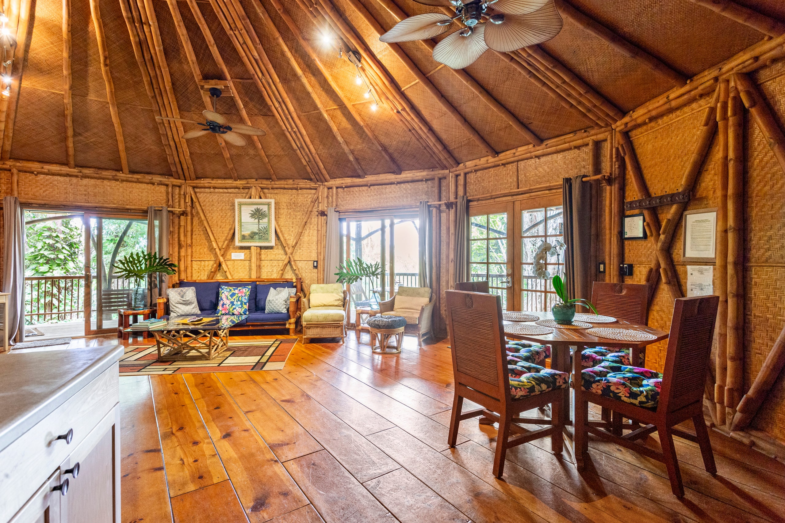 Hawaiian DreamTemple- Tropical Oasis BBPH20120004 - Image 6