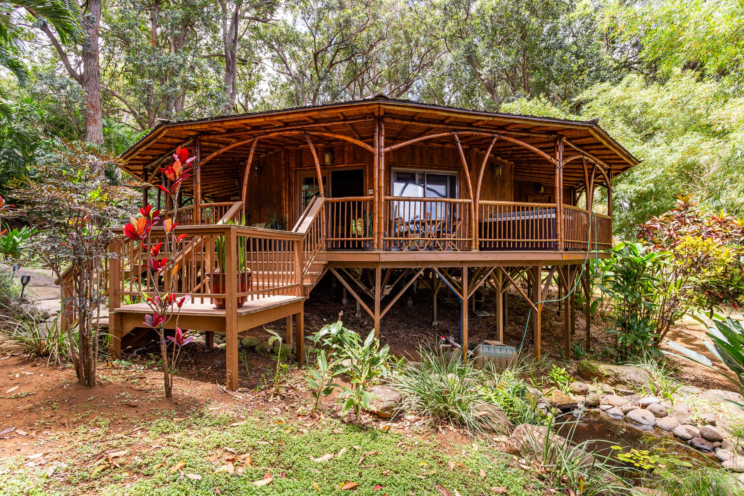 Hawaiian DreamTemple- Tropical Oasis BBPH20120004 - Image 40