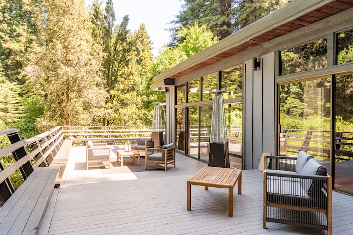 Luxury Mid-Century Modern Home w/ XL Deck gallery image 2